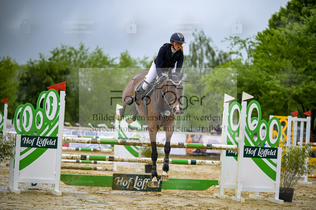 Reitturnier Lienen | Entdecke hochwertige Reitturnierfotos von Foto Oger. Professionell, emotional und authentisch – jetzt Lieblingsmomente im Shop bestellen. - Realisiert mit Pictrs.com