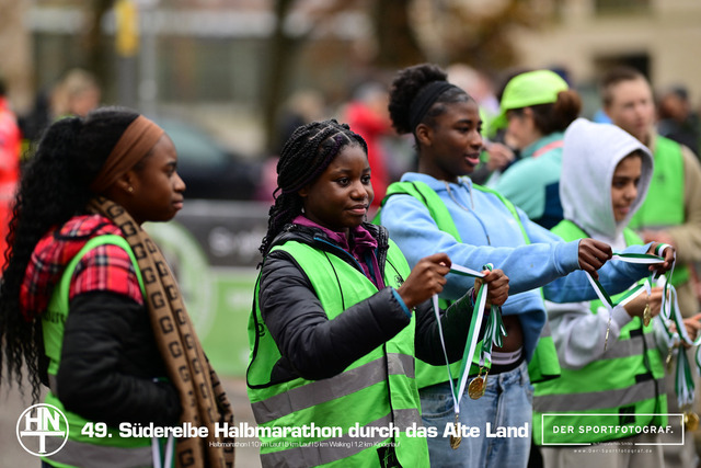 Süderelbe Halbmarathon 2025 I 09.11.2025 I Fotograf_DerSportfotograf.I 00671 | Der Sportfotograf. - Realisiert mit Pictrs.com