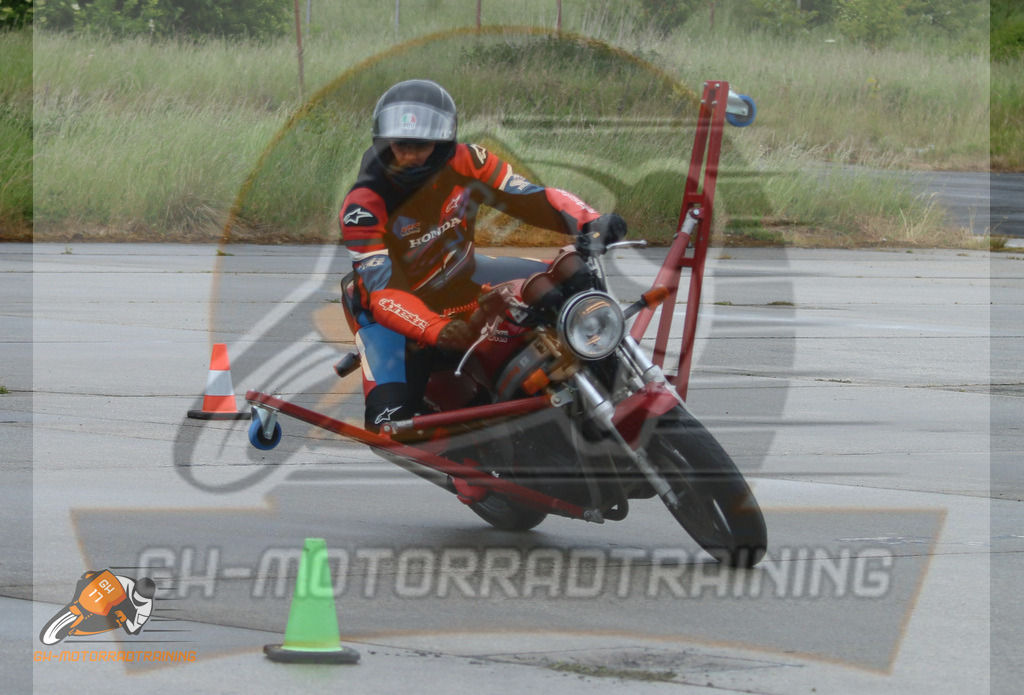 IMG_0139 | gh-motorradtraining-foto.de - Realisiert mit Pictrs.com