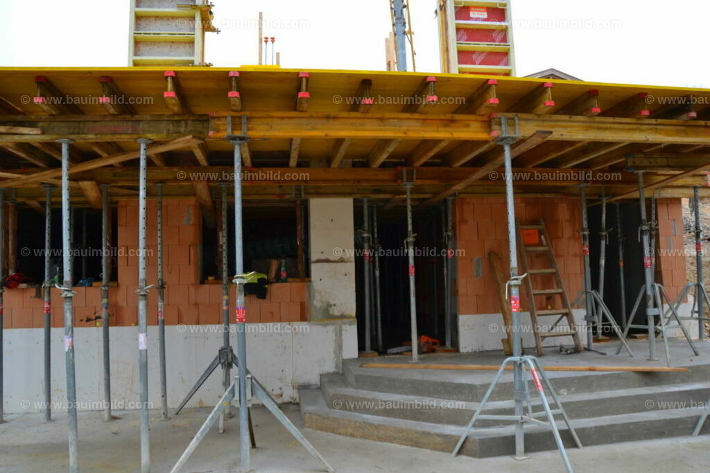 bib-lg04-betonarbeiten-0489 | Nach LV-Leistungsgruppen sortierte Detailfotos über den Bau eines Hauses. Alle Hausbau-Bilder direkt vom Urheber und Autor der Website Haus-Selber-Bauen.com