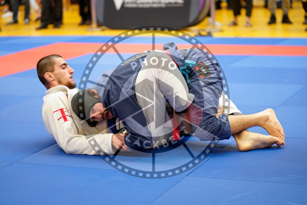 20240203PBB05455 | Fighters compete during the Brazilian Jiu-Jitsu Championship of the AJP Tour in Maintal by Frankfurt am Main, Germany, on February 2, 2024.