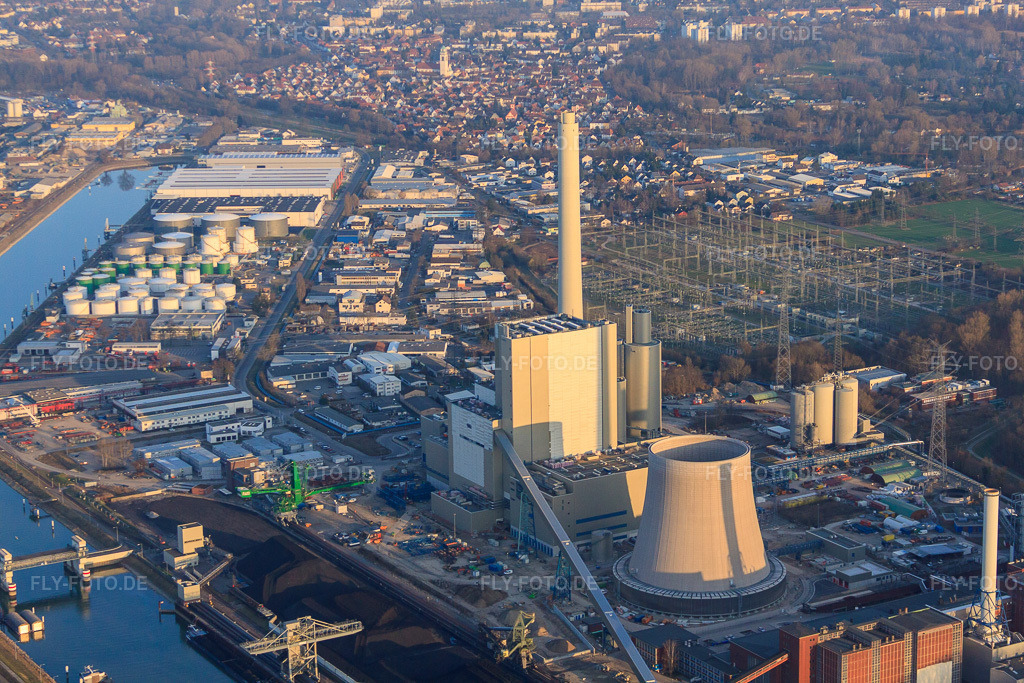 Luftbild: Neubau am Rheinhafen Dampfkraftwerk der ENBW im Ortsteil Daxlanden in Karlsruhe im Bundesland Baden-Württemberg in Deutschland. Foto: IMG_48988.jpg vom 16.03.2012 durch Werner Riehm/FLY-FOTO.de