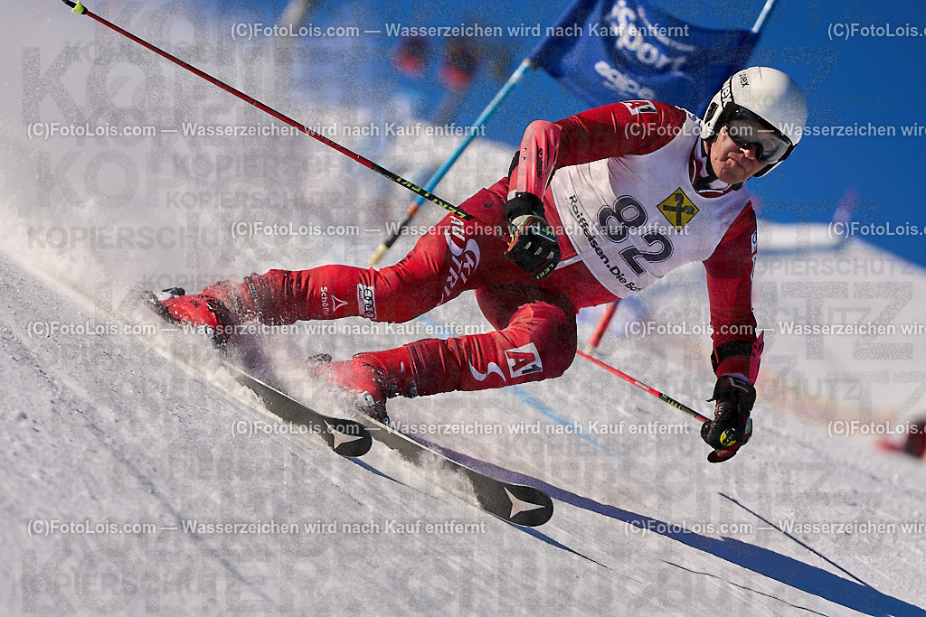 ALP3019_MASTERS-Cup_GS-B Herrn_Aigner Stefan | (C)FotoLois.com, Alois Spandl. FIS Masters-Cup Wildschönau, Giant Slalom auf der Piste Schatzberg GS, Siegerehrung auf dem Dorfplatz Niederau, Sa 13. Januar 2024.