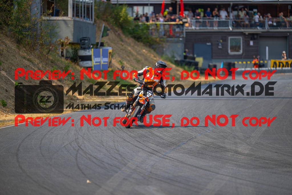 MaZZes-Fotomatrix-20260816-618003 | S2