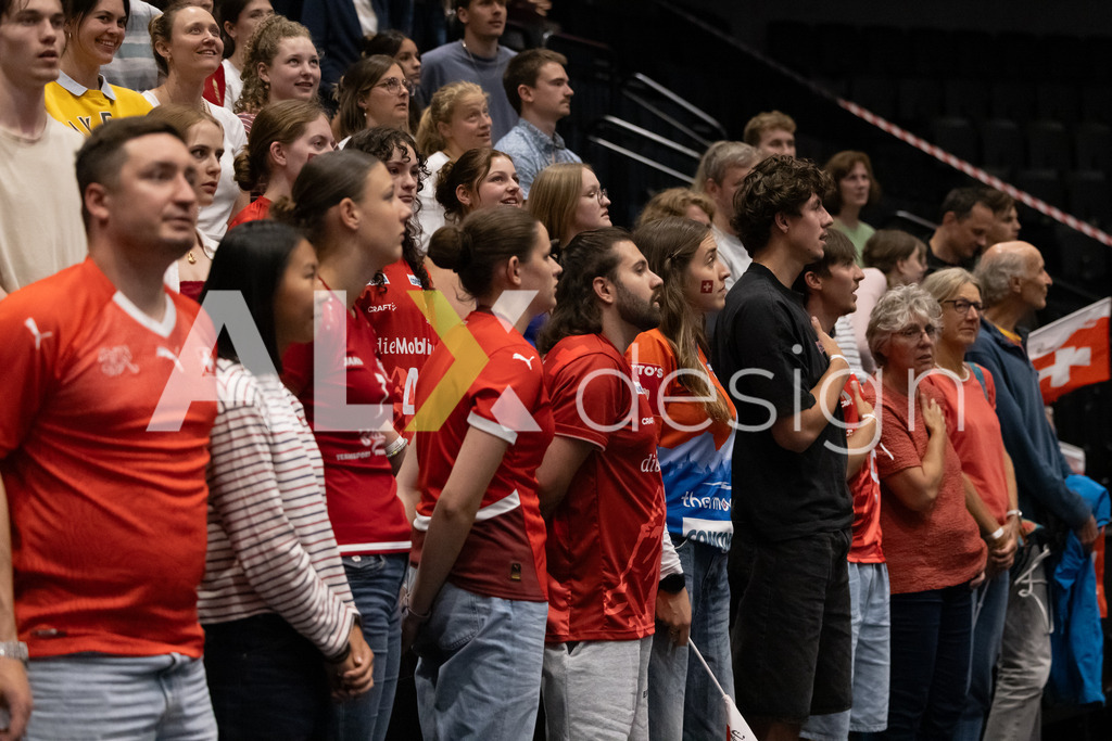 Luxembourg v Switzerland - CEV European League Men | KRIENS, SWITZERLAND - JUNE 12: Fans of Switzerland during the national anthem at the CEV European League match between Luxembourg and Switzerland at Pilatus Arena on June 12, 2026 in Kriens, Switzerland. - Realisiert mit Pictrs.com