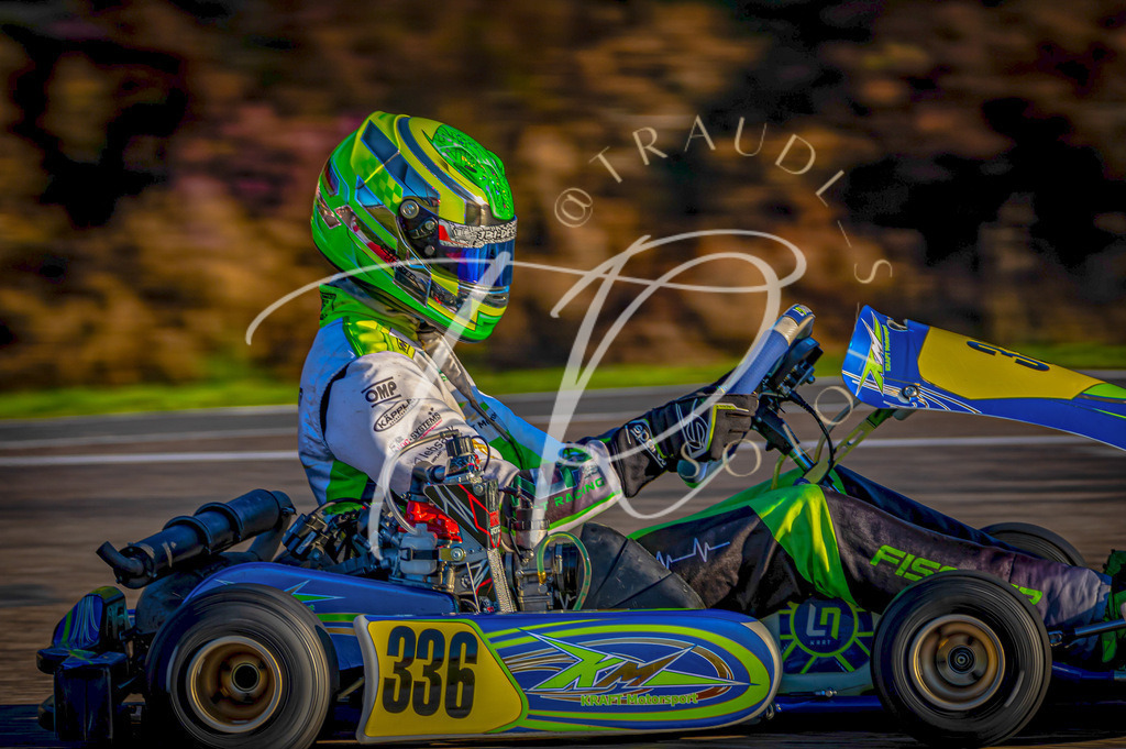 FB2DC4FF-1A69-49C7-A4CD-AD5CF71008C1 | traudl_s_fotos