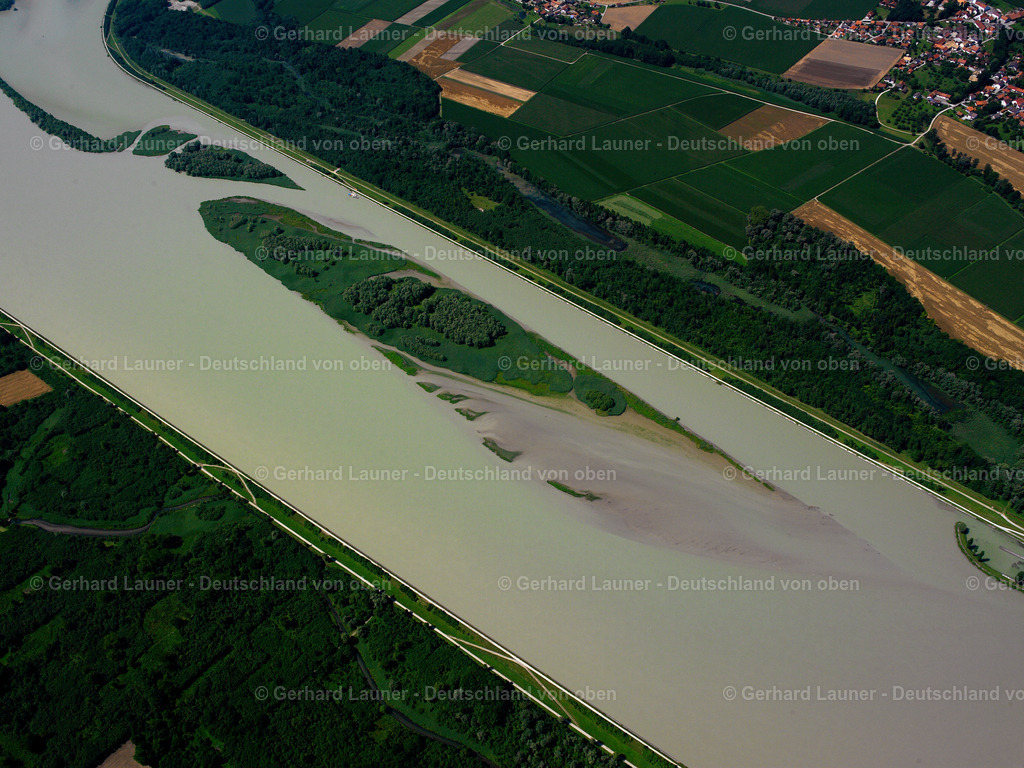 2516306 | Inn bei Ering