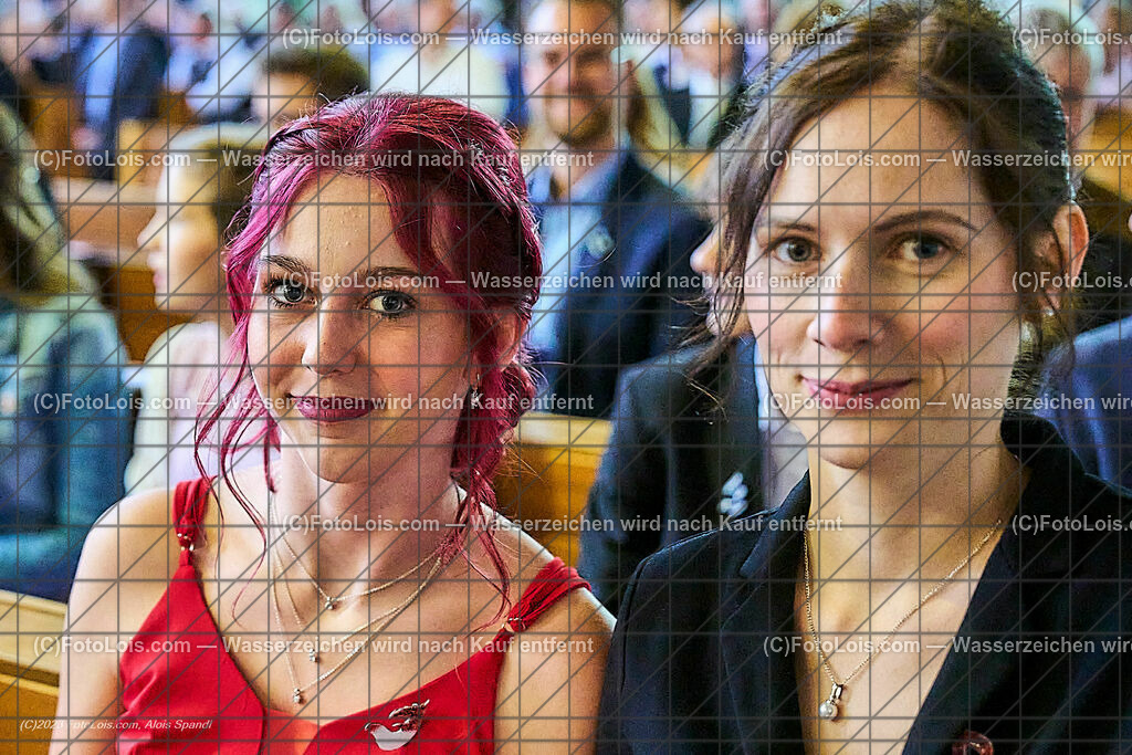 ALP2152_Pfarrfirmung Wieselburg | (C)FotoLois.com, Alois Spandl, Pfarrfirmung in Wieselburg mit Firmspender Eduard Gruber (ehemaliger Generalvikar der Diözese St. Pölten), Sa 3. Juni 2023.