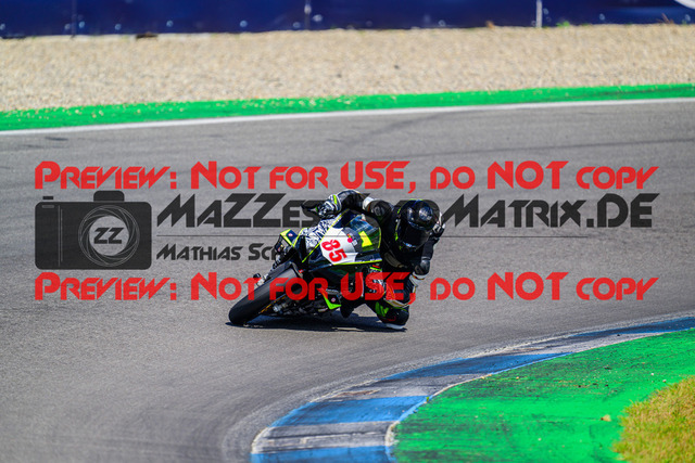 MaZZes_FotoMatrix_240615_1242 | WEISS