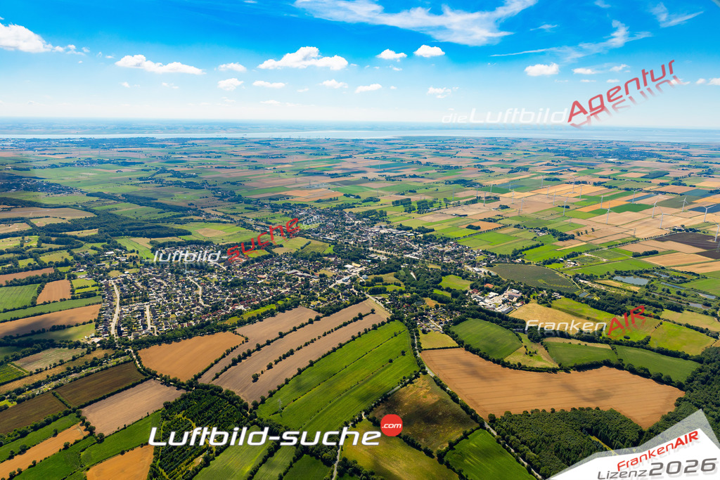 Die Luftaufnahme Schönes Bild von - Sankt Michaelisdonn wurde 2022 vom Flugzeug aus (keine Drohne) erstellt. Hohe Auflösung -für große Poster und Wandbilder geeignet - Garantiert!