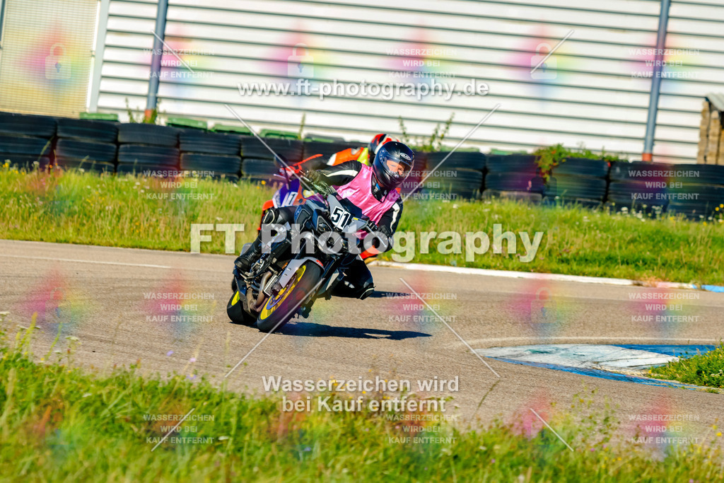 051-1687 | Hier findet Ihr Bilder von Touristenfahrten auf der Nürburgring Nordschleife oder von anderen Veranstaltungen die ich besucht habe. Viel Spass beim Durch Schauen 