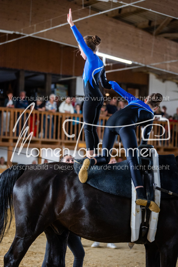 SS-Maxi-068 | MomenTaufnahmen Pferdesportfotos