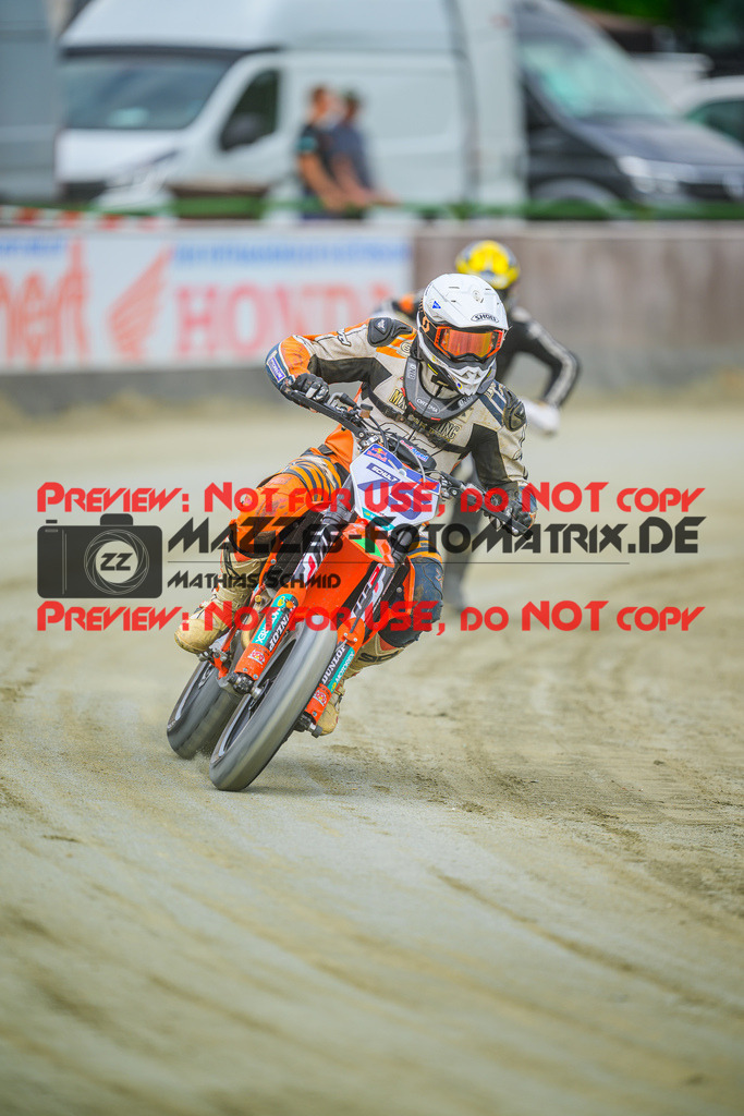 MaZZes_Fotomatrix_20250502_6007705_5824 | UE40