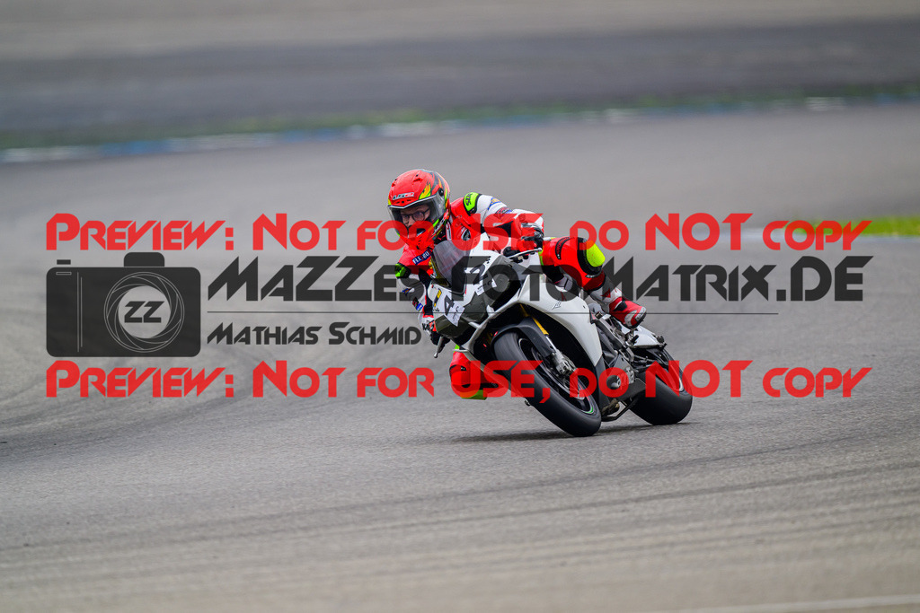 MaZZes_FotoMatrix_240521_6007705_3909 | GELB