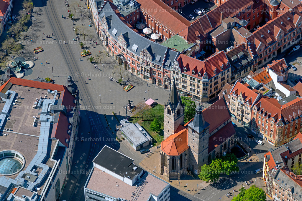 4026591 | ERFURT 07.05.2020 Kirchengebäude " Kaufmannskirche " im Altstadt- Zentrum der Innenstadt im Ortsteil Altstadt in Erfurt im Bundesland Thüringen, Deutschland. Weiterführende Informationen bei: Evangelische Kaufmannsgemeinde St. Gregor Erfurt. // Church building in " Kaufmannskirche " Old Town- center of downtown in the district Altstadt in Erfurt in the state Thuringia, Germany. Further information at: Evangelische Kaufmannsgemeinde St. Gregor Erfurt. Foto: Gerhard Launer