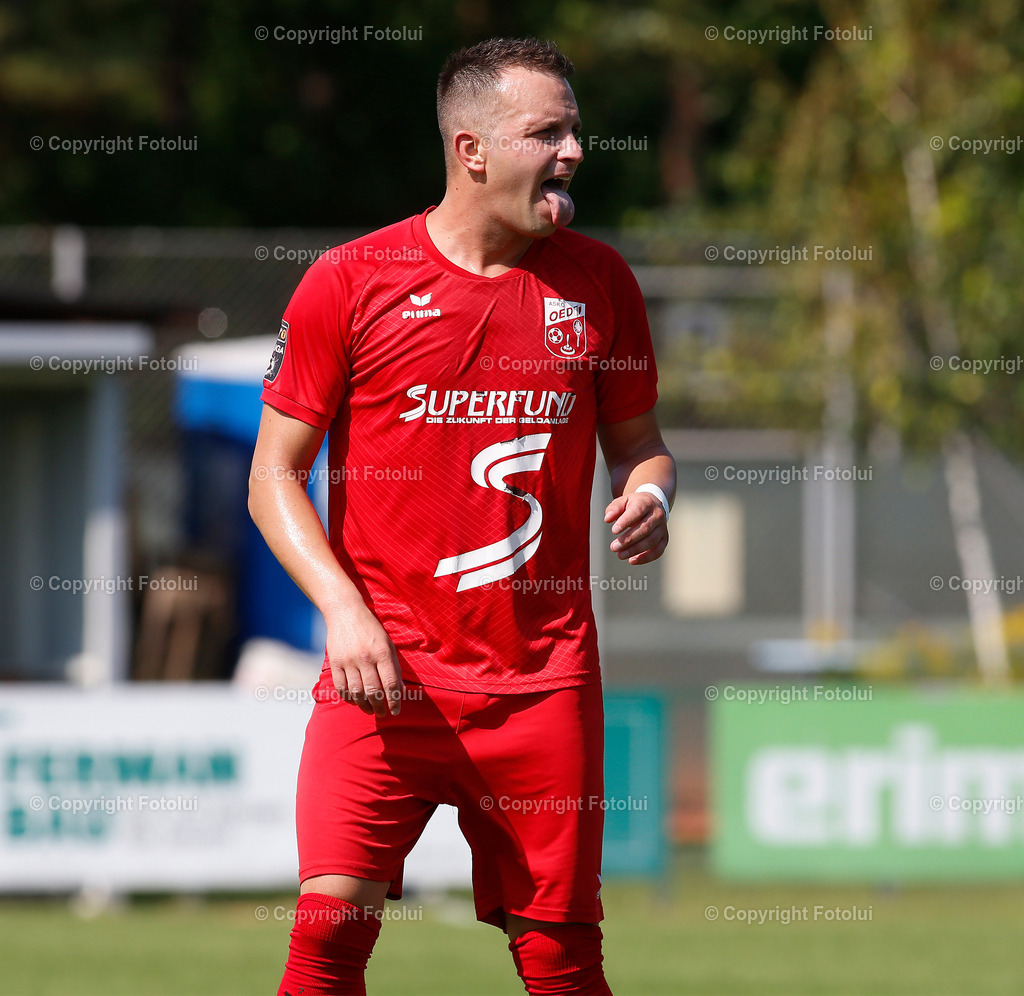 A_LUI_2608023_08 | SPORT,FUSSBALL,LT1 OOELIGA ASKOE OEDT-SPG FRIEDBURG/POENDORF 26.08.2023 IM BID: NENAD VIDACKOVIC (OEDT)  FOTO:FOTOLUI
