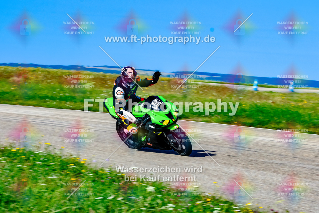 _TOU2072 | Hier findet Ihr Bilder von Touristenfahrten auf der Nürburgring Nordschleife oder von anderen Veranstaltungen die ich besucht habe. Viel Spass beim Durch Schauen 