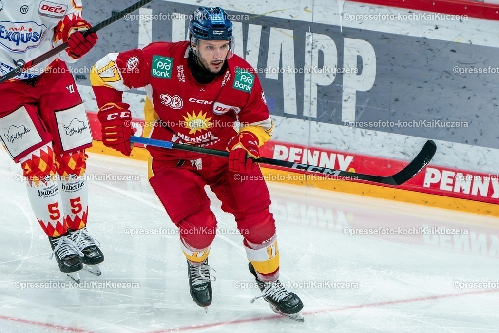 xKKU28092501028 | 28.09.2025, xKKUx, Eishockey, DEL2, Düsseldorfer EG - ESV Kaufbeuren, PSD-Bank Dome in Düsseldorf: Leon Niederberger (DEG #17) 