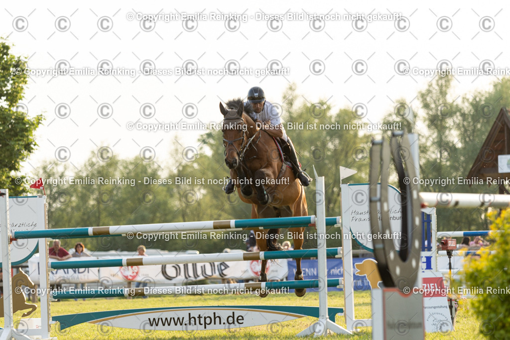 CL5A1521 | Emilia Reinking Fotografie - Realisiert mit Pictrs.com