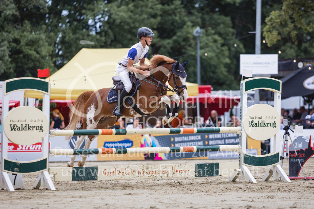 230824_Delbrueck_PonyTrophy-283 | Deine schönsten Turniermomente als professionelle Fotos! Entdecke hochwertige Pferdesport-Fotografie im Online-Shop. Jetzt Fotos finden & bestellen!