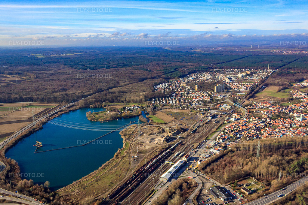 Luftbild: Schauffele See und Bahnhof Wörth (Rhein) in Wörth am Rhein im Bundesland Rheinland-Pfalz in Deutschland. Foto: IMG_23049.jpg vom 02.12.2009 durch Werner Riehm/FLY-FOTO.de
