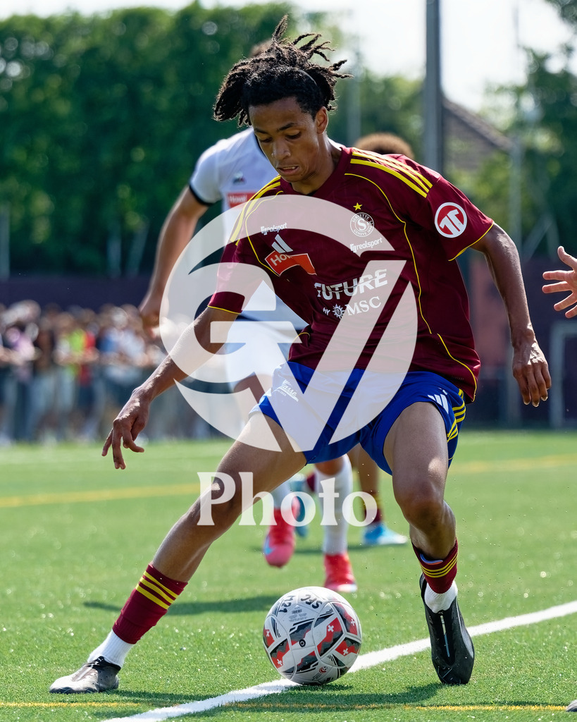 1ere Ligue Classic  - Servette FC M-21  | during the 1ere Ligue Classic  of Servette FC M-21 at Stade de Balexert in Genève, Switzerland