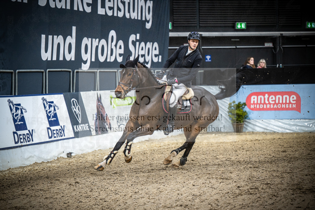 DOS_0326 | Entdecke hochwertige Reitturnierfotos von Foto Oger. Professionell, emotional und authentisch – jetzt Lieblingsmomente im Shop bestellen.Deutschlandweite Turnierfotografie. - Realisiert mit Pictrs.com