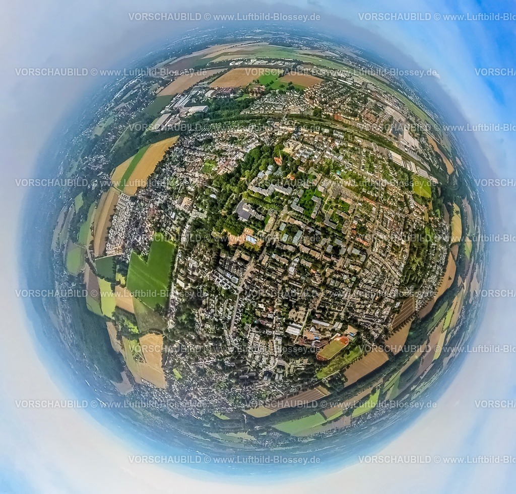 Holzwickede230990103 Mitte | Luftbild, Stadtansicht mit Platz von Louviers und Containerplatz für Kita, Erdkugel, Fisheye Aufnahme, Fischaugen Aufnahme, 360 Grad Aufnahme, tiny world, Holzwickede, Ruhrgebiet, Nordrhein-Westfalen, Deutschland