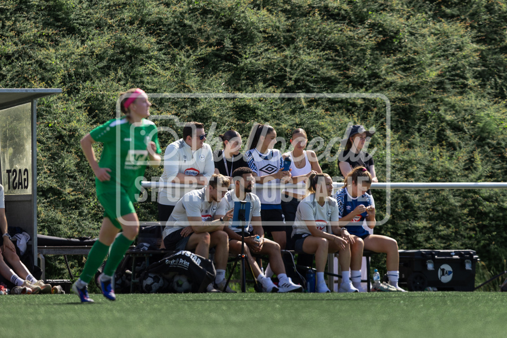 Fußball I Frauen I Freundschaftsspiel I DJK Arminia Ibbenbüren - DSC Arminia Bielefeld I 14949 | realhellocedii - Realisiert mit Pictrs.com