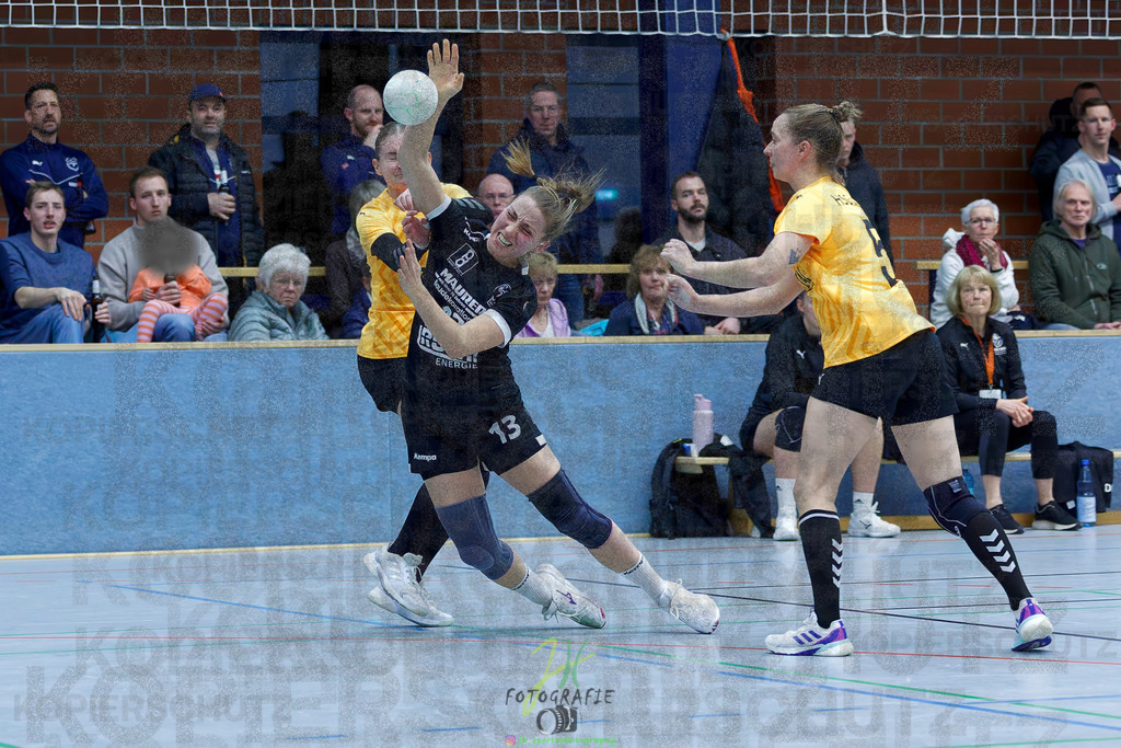 Handball Frauen Oberliga Mitte, HSG Eibelshausen/Ewersbach - HSG Lumdatal | Handball Frauen Oberliga Mitte, HSG Eibelshausen/Ewersbach - HSG Lumdatal am 21.02.2026 in Dietzhölztal-Steinbrücken (Sporthalle am Hammerweiher)Photo © 2026 - Jörg Heinrich - Realisiert mit Pictrs.com