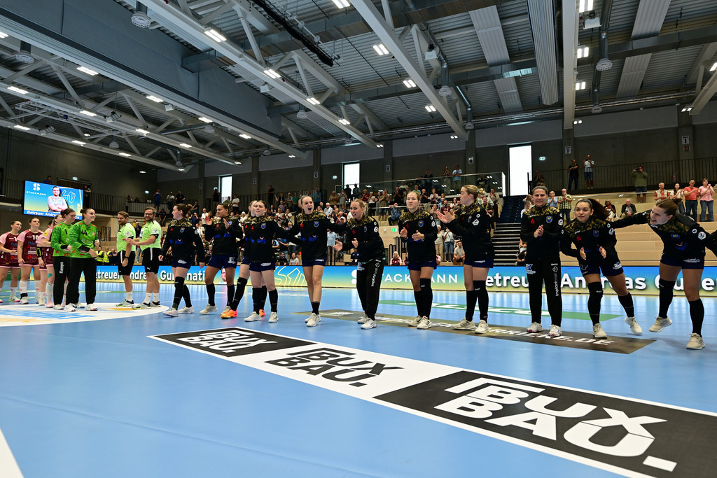 Handball I Frauen I Saison 2025-2026 I Testspiel I Buxtehuder SV - HL Buchholz 08-Rosengarten | Der Sportfotograf. - Realisiert mit Pictrs.com