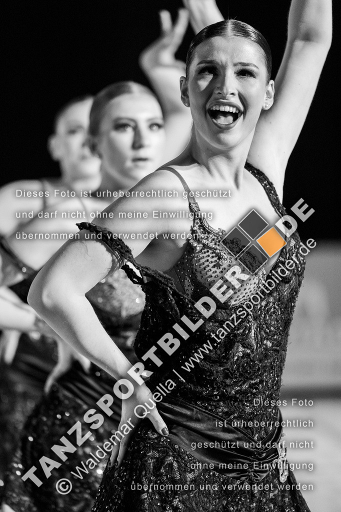 20250503-00659 | Hier finden Sie Tanz Bilder vom Latein und Standard Formationen tanzen. Sportbilder vom Tanzsport. Schöne Fotos und von Weltmeisterschaft, Europameisterschaft, Bundesliga, Regionalliga, Oberliga und Landesliga sowie von GOC Stuttgart, DanceComp, WM Bremen