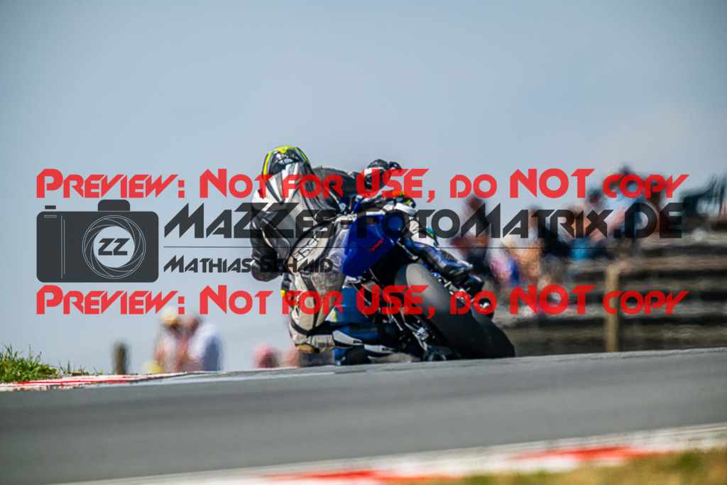 MaZZes_FotoMatrix_220722_3780 | SIDECAR