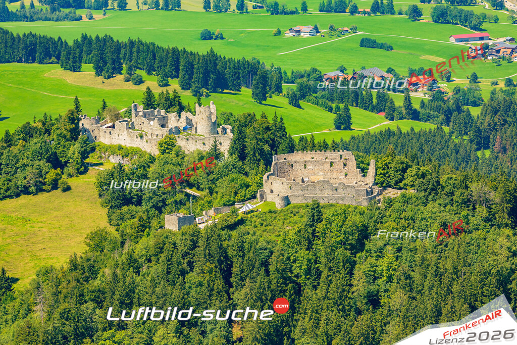 Zell Burg Eisenberg Bild- Das Luftbild wurde 2025 vom UL-Flugzeug heraus erstellt ( keine Drohne ) - Hochauflösende Luftaufnahme -Nicht vergleichbar mit Google Maps oder Satelittenbilder- Die Geschenkidee !Mit Lizenz und Bildrechte bestellbar