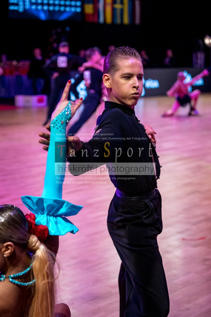 20251213_Baltic-GP_1605-2 | Tanzsportbilder, Standardtanz, Lateintanz, WDSF, DTV, LTVB, dancecomp, goc, hessen tanzt, blaues band der spree, walzer, tango, wiener walzer, slowfox, quickstepp, samba, rumba, cha-cha-cha, paso doble. jive, hd-kroft photography, turniertanzsport