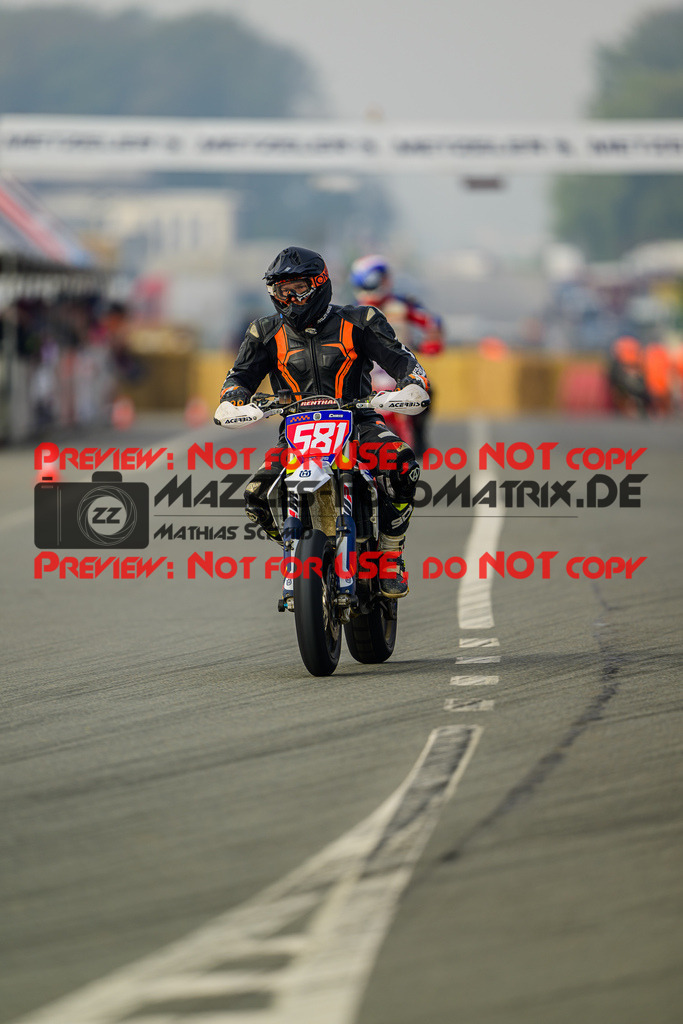 MaZZes_Fotomatrix_20241004_6007705_5751 | SUPERMOTO