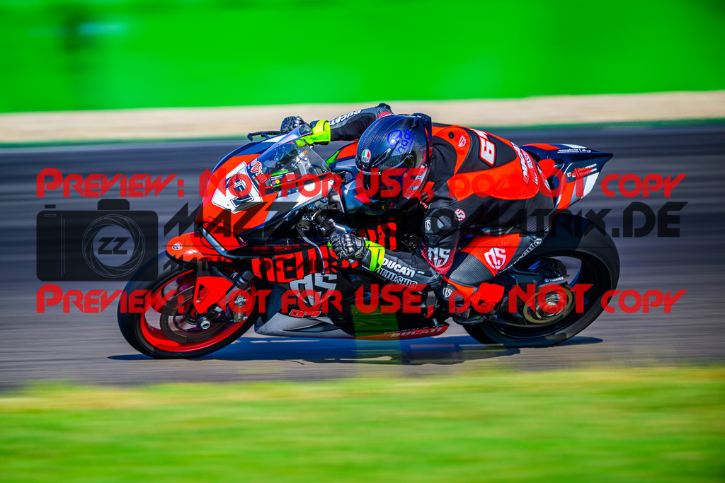 MaZZes_Fotomatrix_20250816_6007705_5345 | WEISS