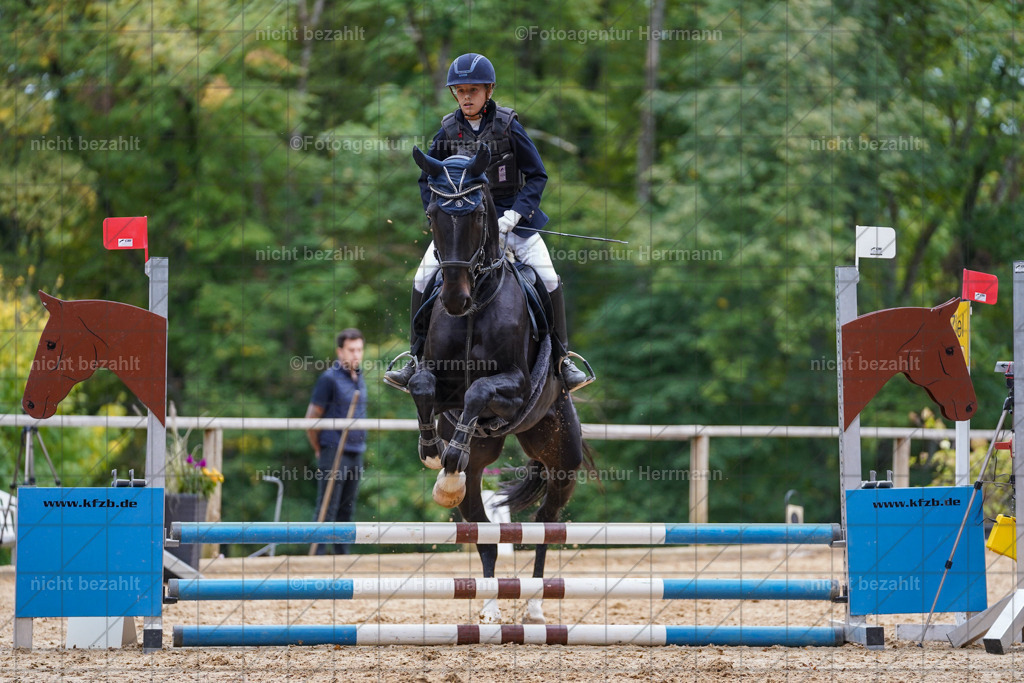 20231008-SN_01580 | Diessen am Ammersee, 2023, Dressur- und Springturnier, Reitsport, Turnierfotografie, Pferdebilder, Reitbilder, Turnierfotografen Bayern, Fotoagentur Herrmann