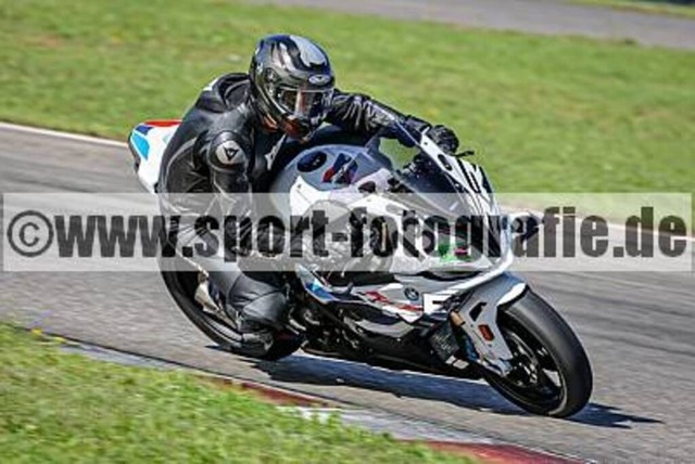 spof5408 | Professionelle Fotos von Sportveranstaltungen, aber auch Hochzeiten und anderen Events. - Realisiert mit Pictrs.com