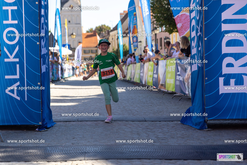 VJ__3340 | Stadtlauf Erding 2025 #stadtlauferding #erdingstadtlauf #stadtlauf_erding #laufmotivation #trisporterding #yourpictrs #sportshot_your_pictrs