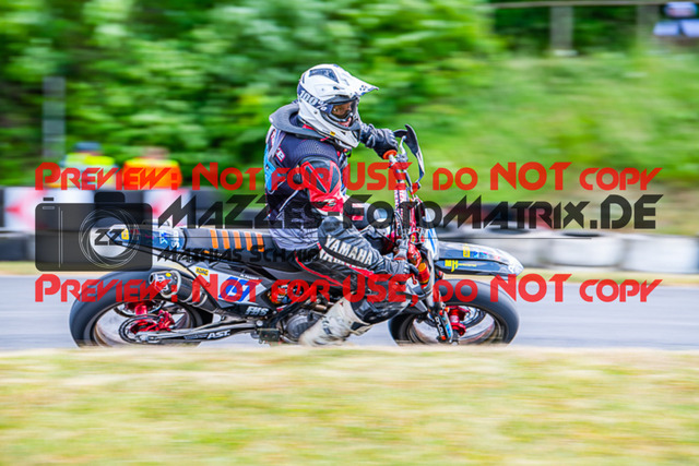 MaZZes_FotoMatrix_220528_5376 | Fotograf Mathias Schmid
Sportfotograf,
Eventfotograf,
Hochzeitsfotograf,
Portraitfotograf