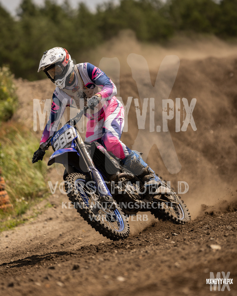866A1748 | mxndyyvipix
