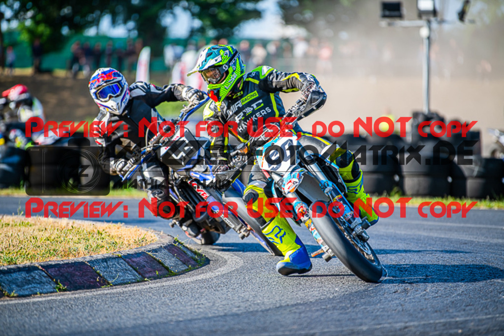 MaZZes_FotoMatrix_220528_6249 | Fotograf Mathias Schmid
Sportfotograf,
Eventfotograf,
Hochzeitsfotograf,
Portraitfotograf