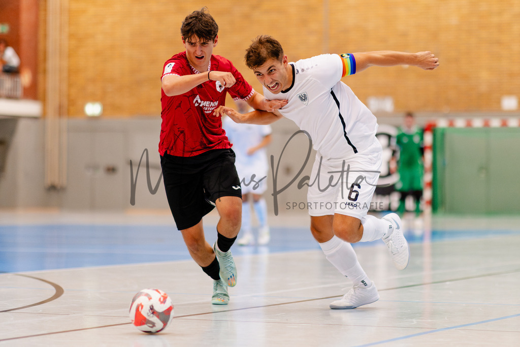 Futsal-Bundesliga, Saison 2025/2026, 2. Spieltag: SC Preußen Münster - FC Liria Futsal Berlin | Futsal-Bundesliga, Saison 2025/2026, 2. Spieltag, SC Preußen Münster empfängt FC Liria Berlin in der Universitäts-Sporthalle in Münster. Foto: sportfotografie.ms | Markus Paletta - Realisiert mit Pictrs.com