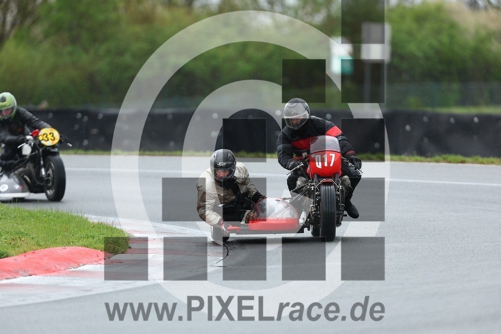 0q17-20260419_05286 | Schöne Erinnerungen an spannende Momente - das festzuhalten ist unser Job. PIXELrace.de ist seit 2003 auf den Rennstrecken Europas unterwegs um die Action draußen beim Fahren und die wunderbare Stimmung imm Fahrerlager für euch einzufangen.