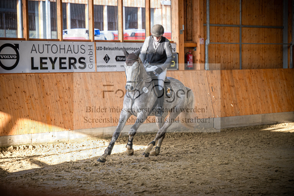 DOS_0824 | Entdecke hochwertige Reitturnierfotos von Foto Oger. Professionell, emotional und authentisch – jetzt Lieblingsmomente im Shop bestellen.Deutschlandweite Turnierfotografie. - Realisiert mit Pictrs.com