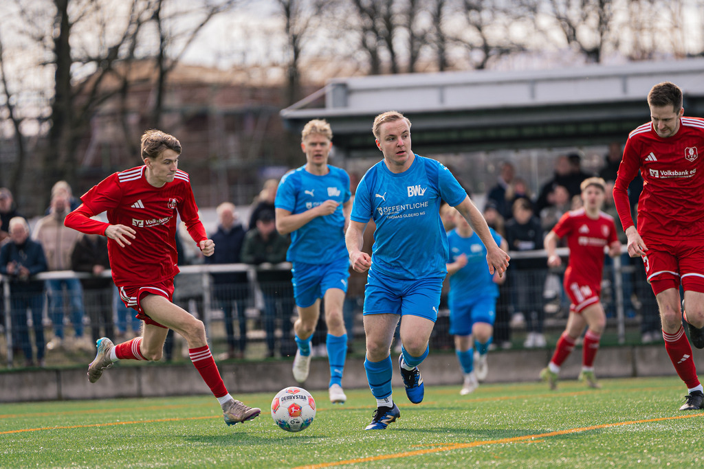 Fußball I Herren I Saison 2025-2026 I Landesliga Weser-Ems I 20. Spieltag I BW Lohne II - TV Dinklage I 15.03.20260014 | jns.sportfotos - Realisiert mit Pictrs.com