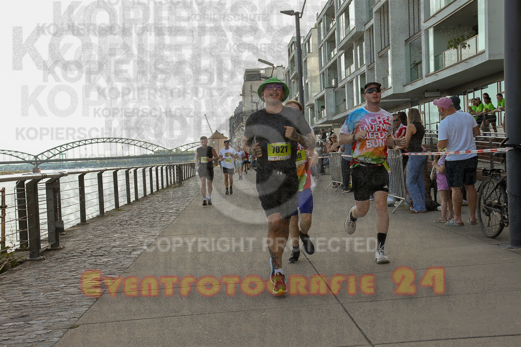 250920_1448_EX1_7689 | Sportfotografie im Rhein-Sieg Kreis, Köln, Bonn, NRW, Rheinland Pfalz, Hessen, etc. Unser Tätigkeitsfeld umfasst den Laufsport vom Volkslauf über den Marathon, Duathlon, Triathon bis zum Ultralauf wie Kölnpfad Ultra oder Schindertrail.