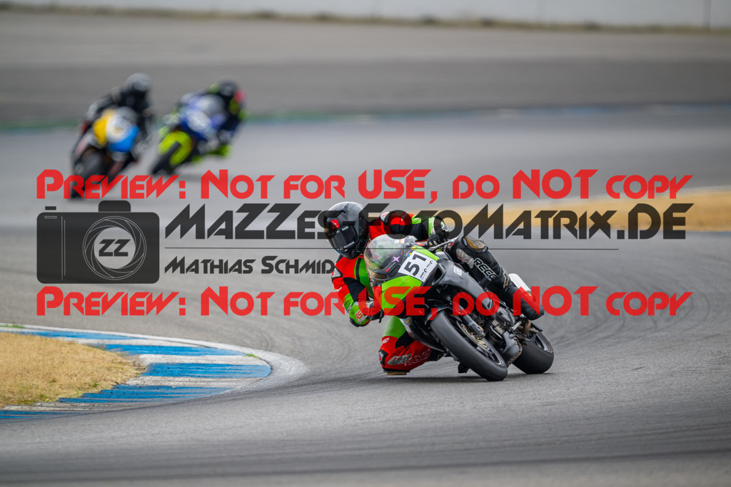 MaZZes-Fotomatrix-20260809-577859 | R1