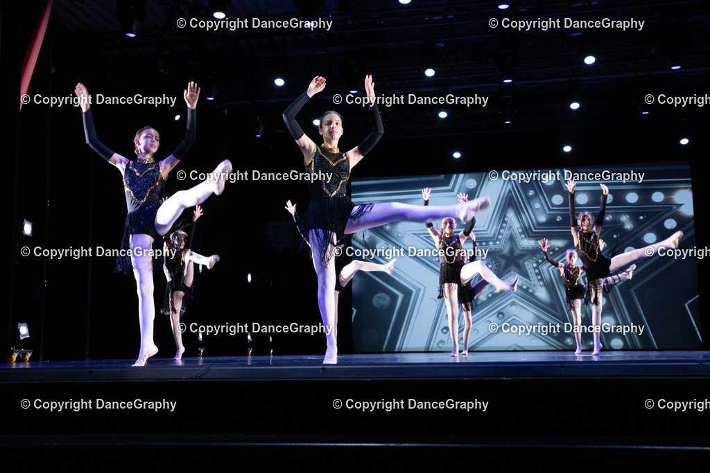 GPHY6222 | DanceGraphy - Realisiert mit Pictrs.com